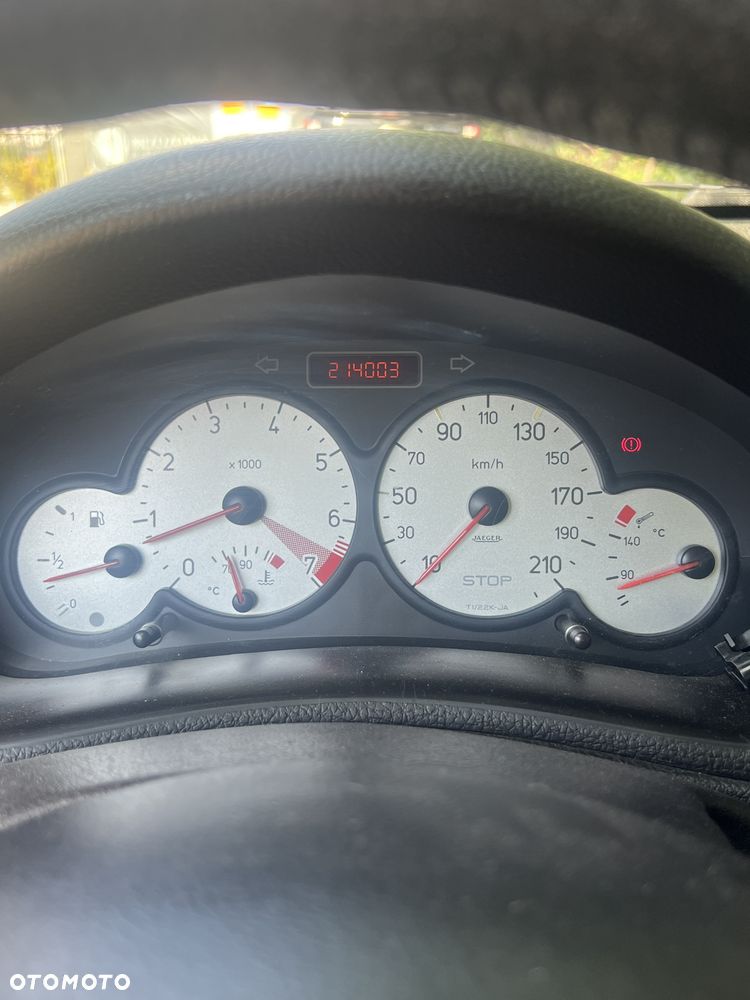 Peugeot 206 CC - 4