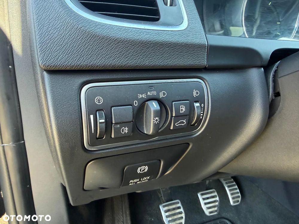 Volvo V60 D4 Ocean Race - 13