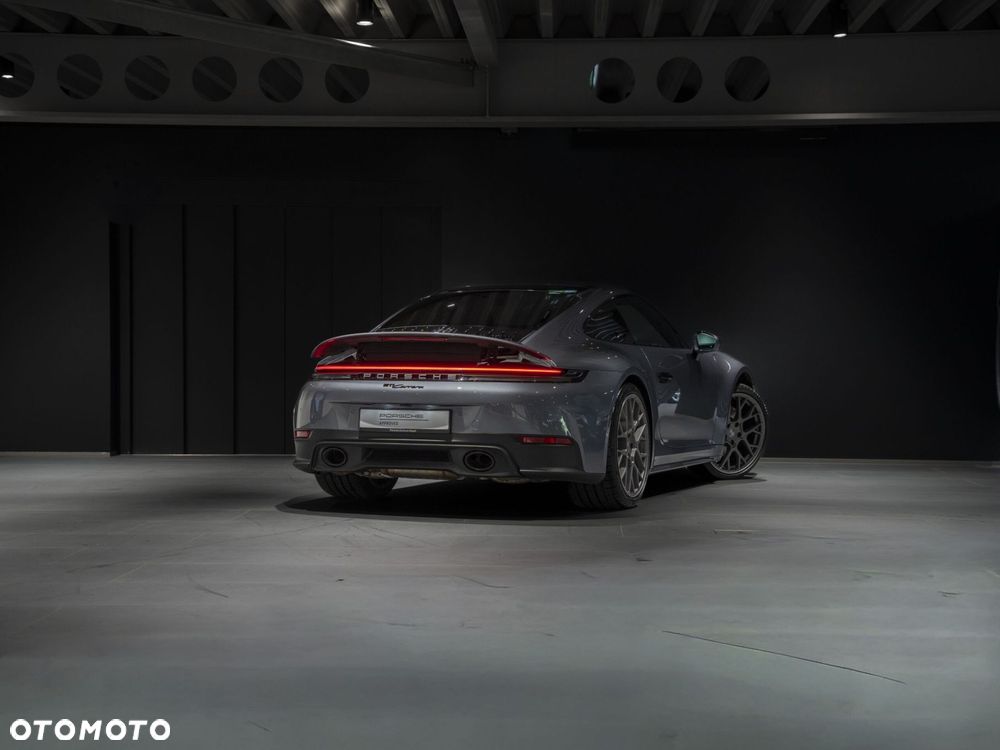 Porsche 911 Carrera PDK - 5