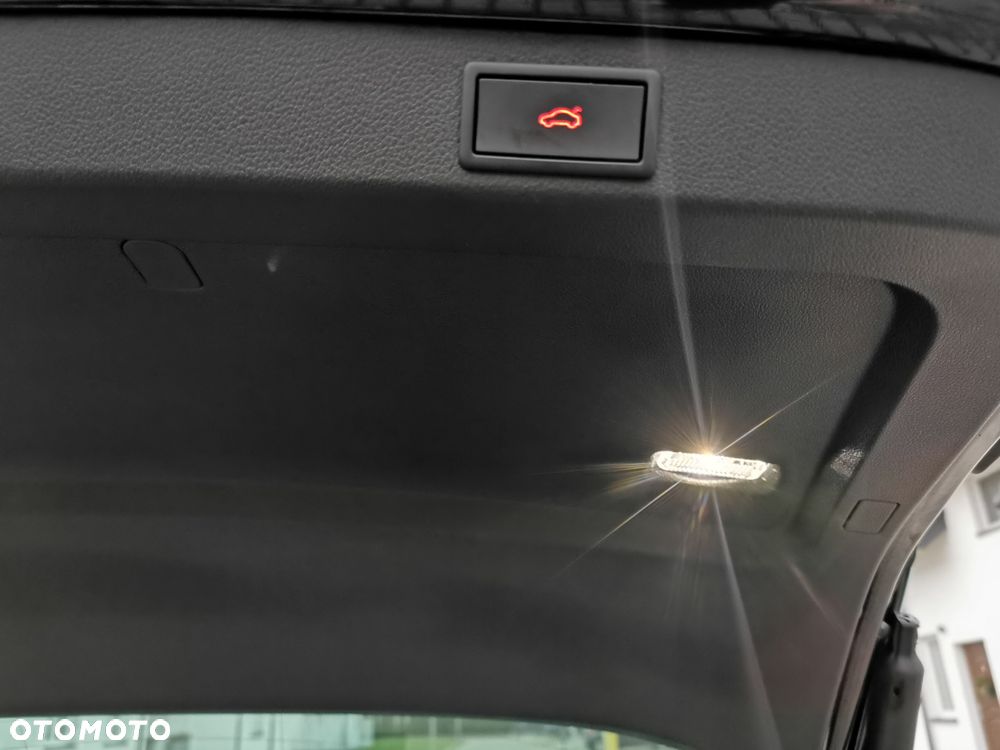 Skoda Superb 2.0 TSI 4x4 DSG L&K - 26