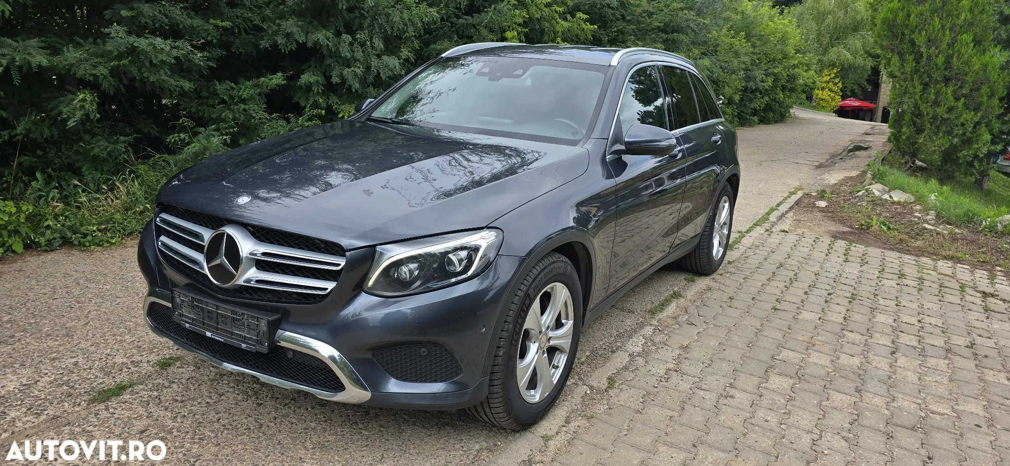 Mercedes-Benz GLC 220 d 4Matic 9G-TRONIC - 2