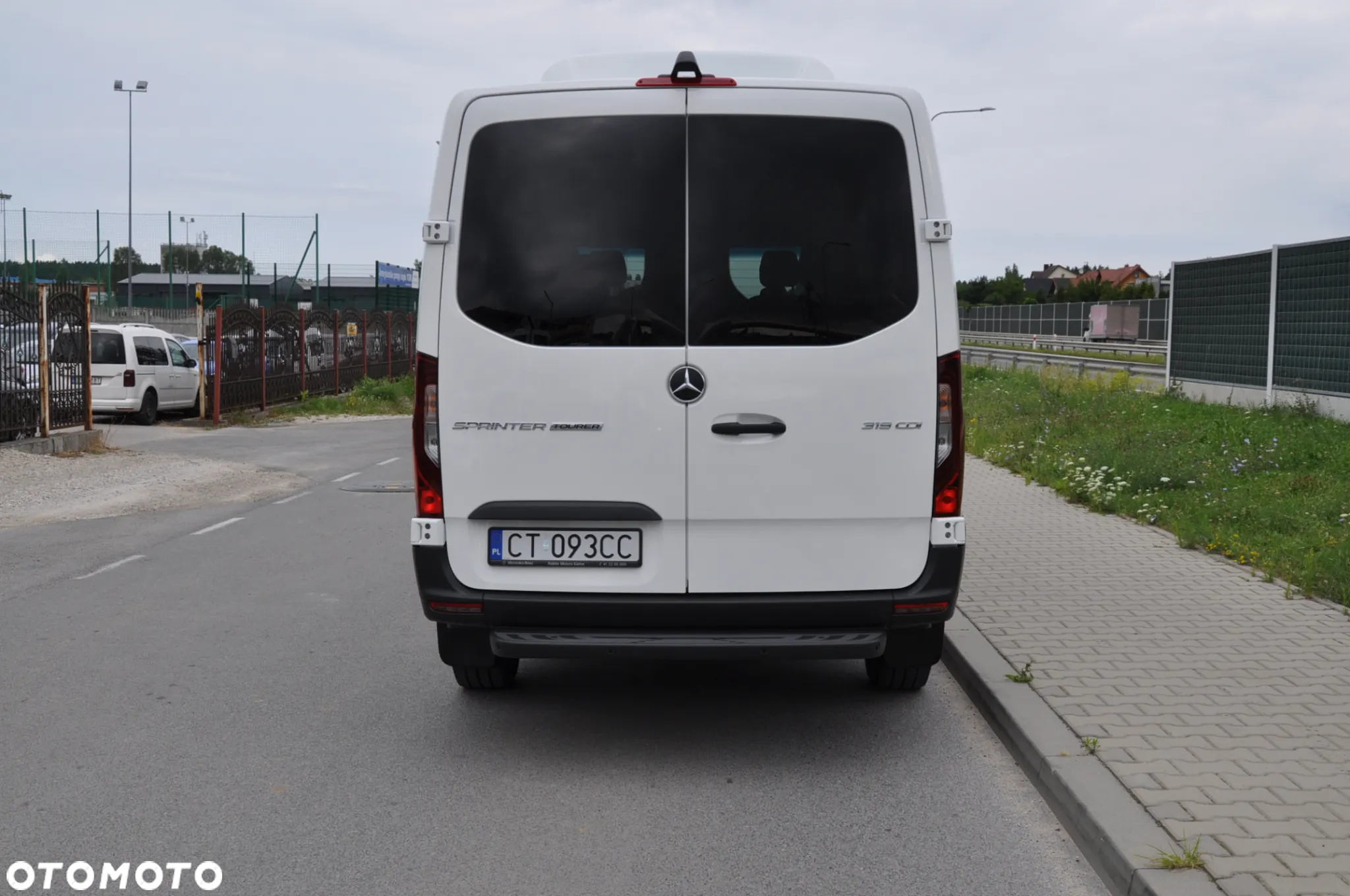 Mercedes-Benz Sprinter 319 CDI Standard SELECT 9G-Tronic 907.233 - 19