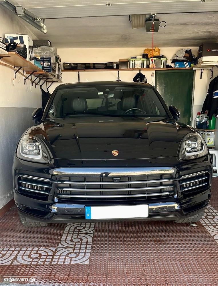 Porsche Cayenne - 4