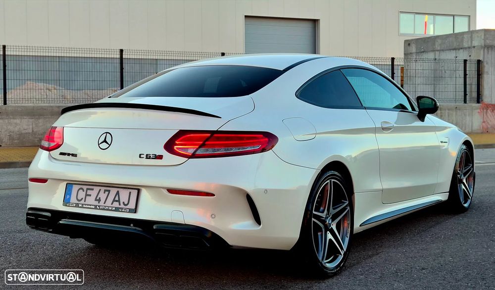 Mercedes-Benz C 63 AMG - 4