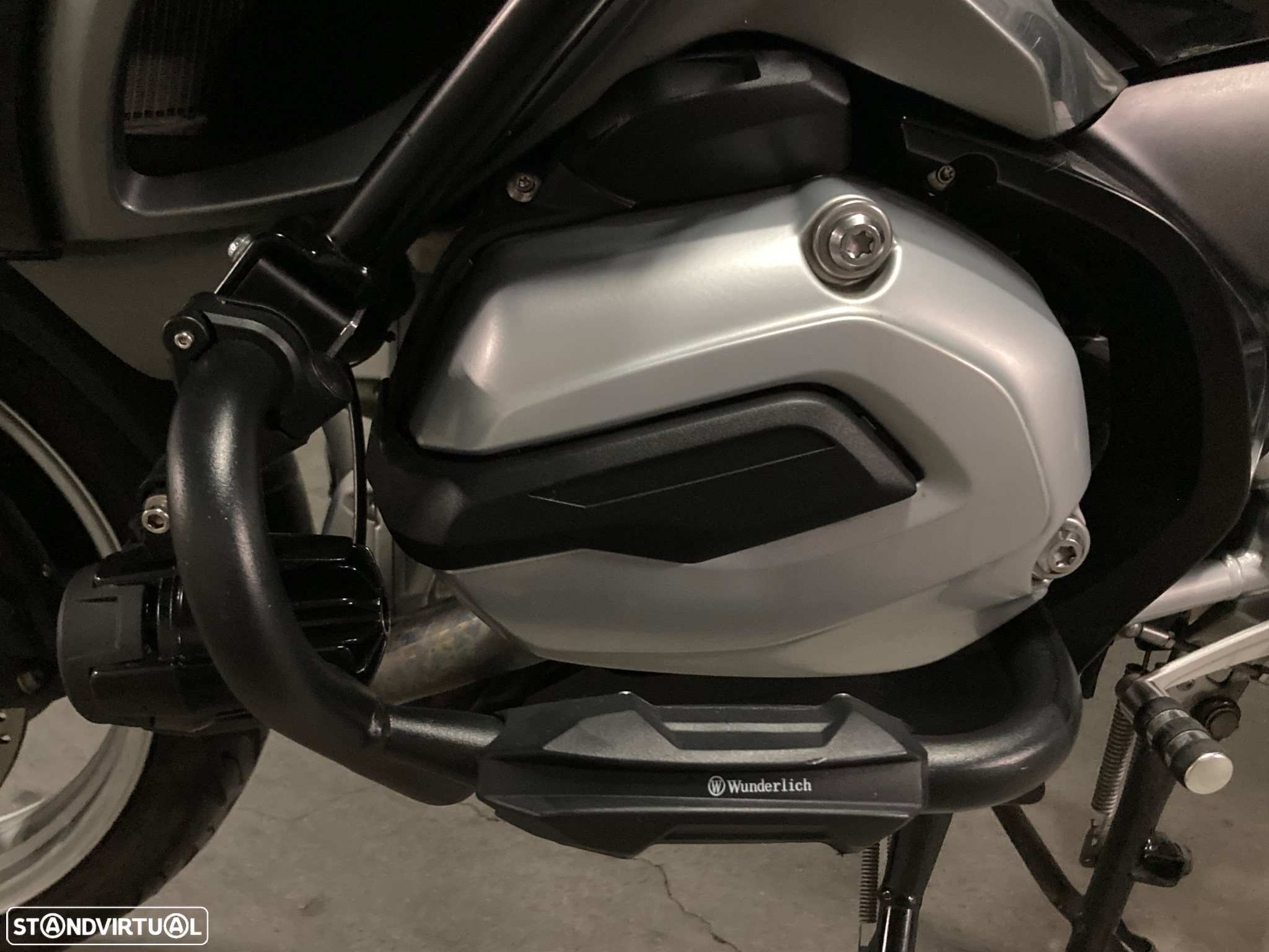 BMW R 1200 RT LC - 12