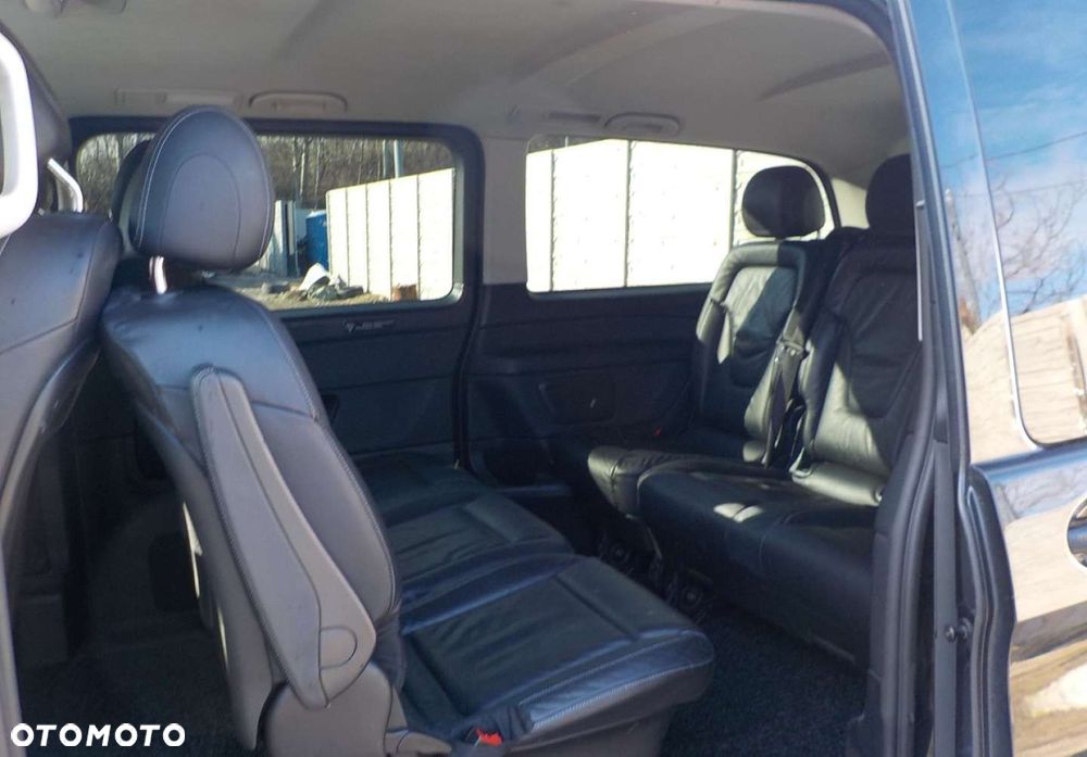 Mercedes-Benz Klasa V - 23