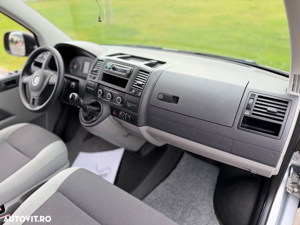 Volkswagen Transporter 2.0 75 kW KR - 11