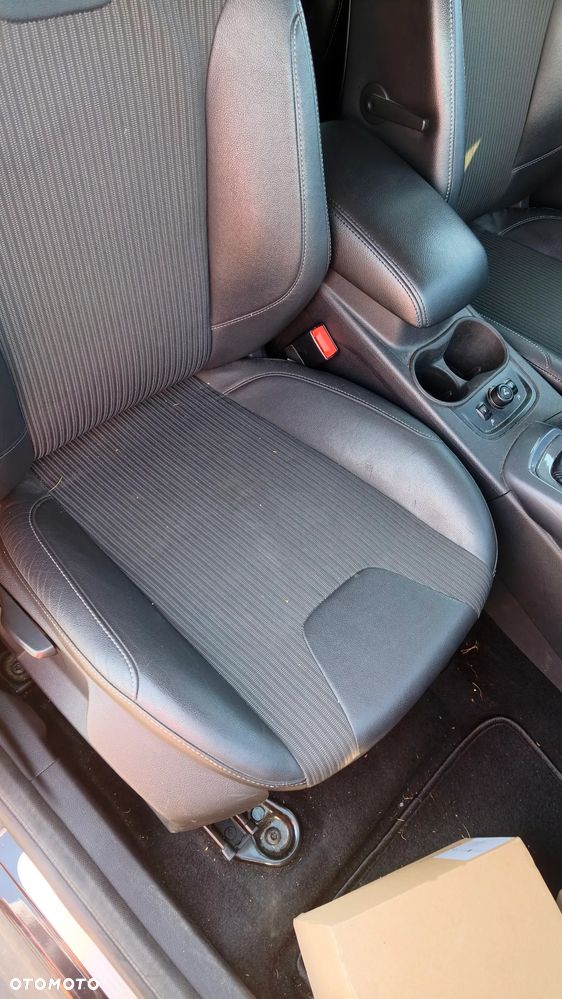 FORD FOCUS MK3 III 13r KOMBI FOTELE KANAPA PÓŁSKÓRA BOCZKI EUROPA - 3