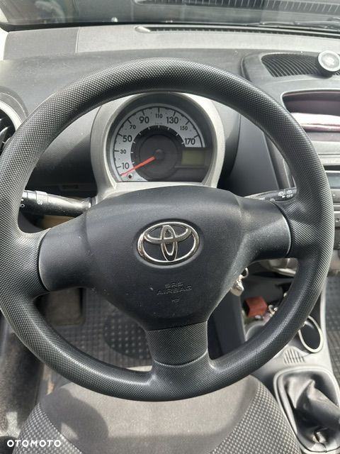 Toyota Aygo 1.0 VVT-i Sol EU5 - 10