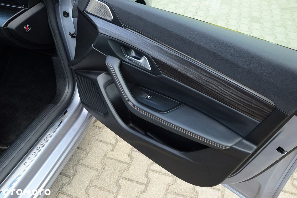 Peugeot 508 BlueHDi 180 EAT8 GT - 34