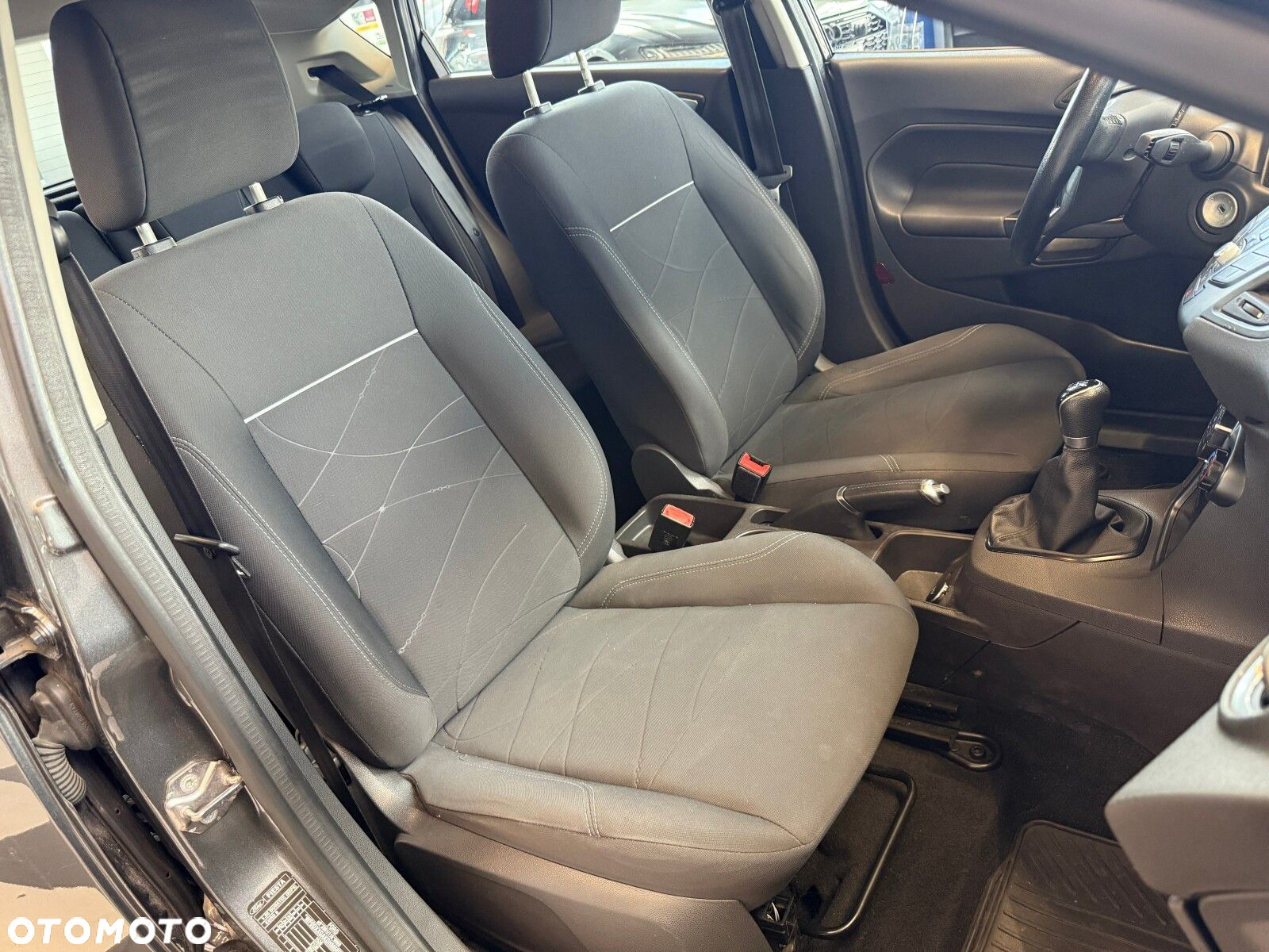 Ford Fiesta - 15