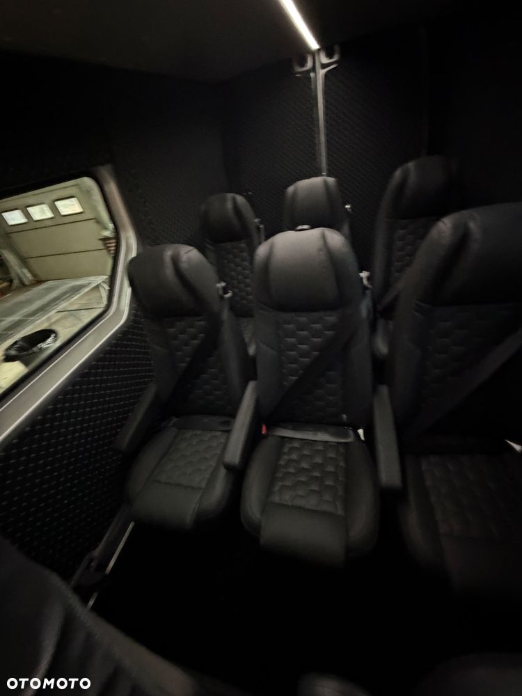 Renault Master Movano VIP zabudowa 9 osobowa - 14