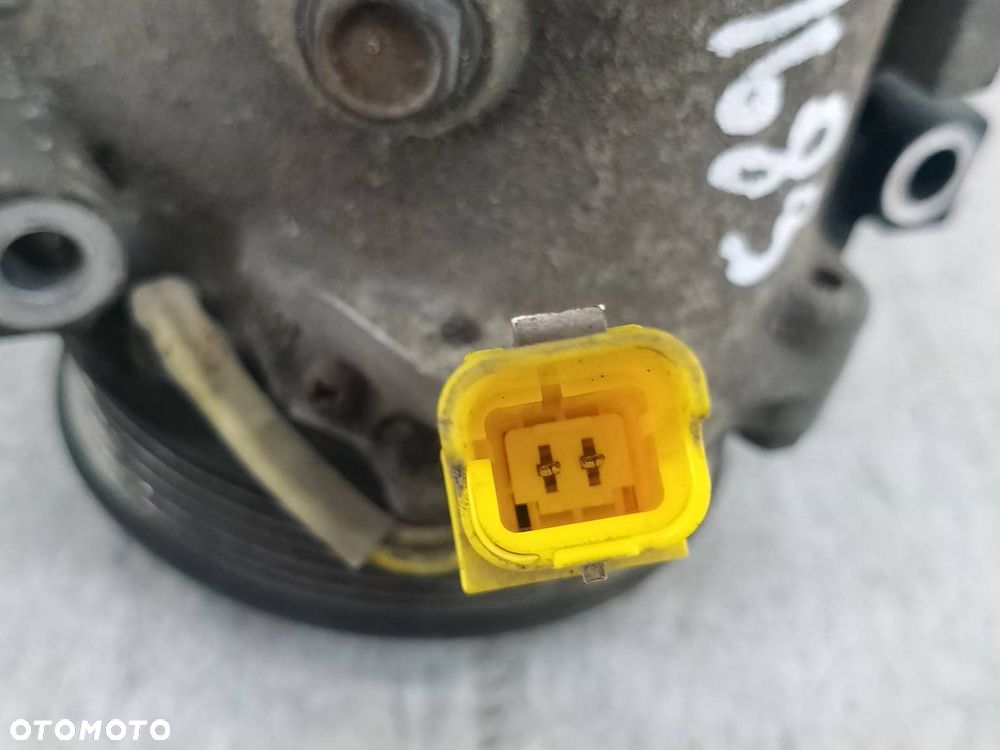 POMPA, SPRĘŻARKA KLIMATYZACJI PEUGEOT 407 SW 9648138680 1.8 16V - 5