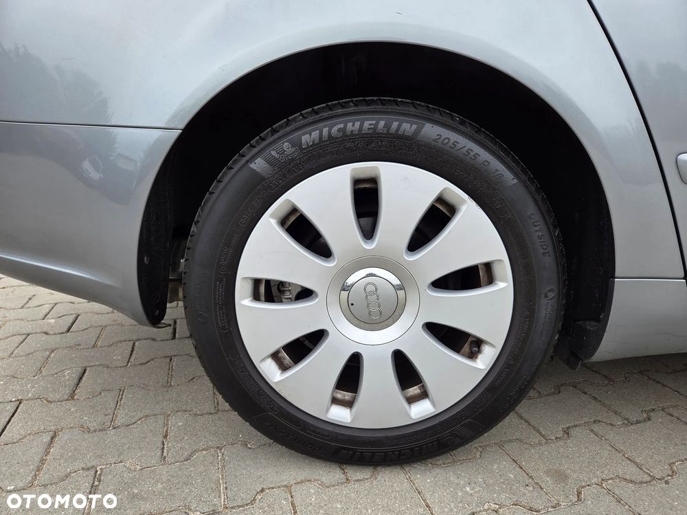 Audi A4 Avant 1.8 T - 18