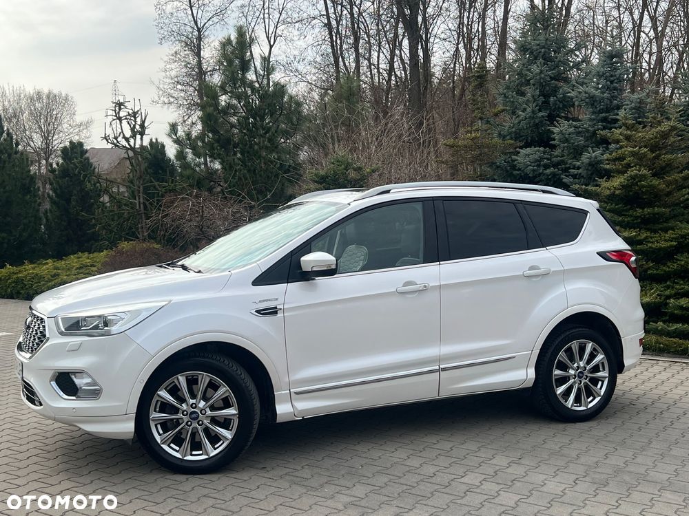 Ford Kuga - 27