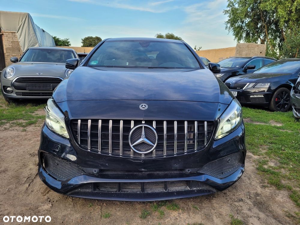 Mercedes-Benz Klasa A 180 (BlueEFFICIENCY) 7G-DCT AMG Sport - 2