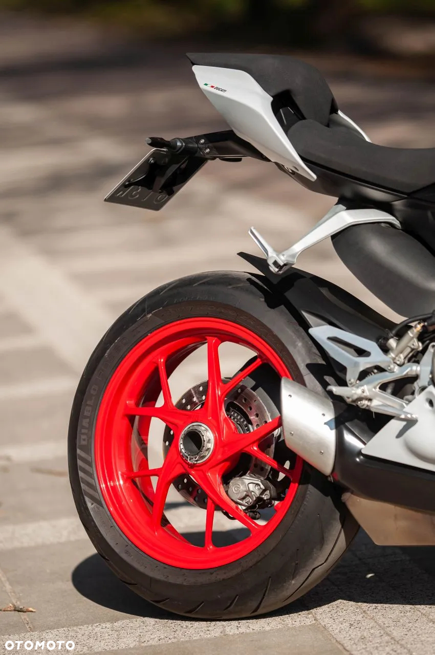 Ducati Panigale V2 - 28