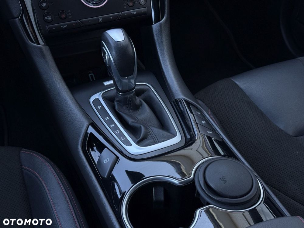 Ford Mondeo - 22