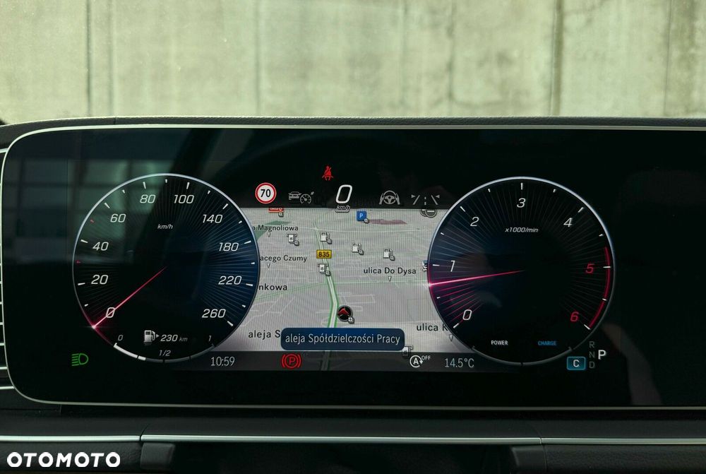 Mercedes-Benz GLE - 25