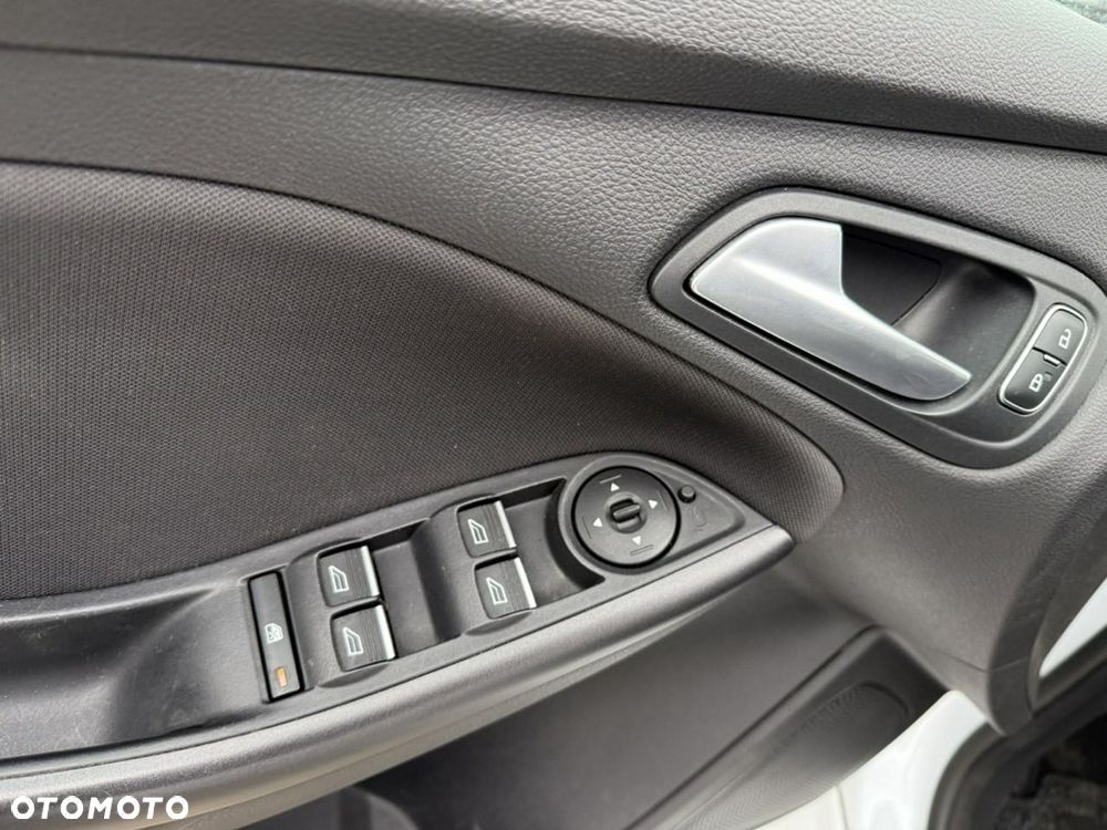 Ford Focus 1.0 EcoBoost ST-Line Black ASS - 24