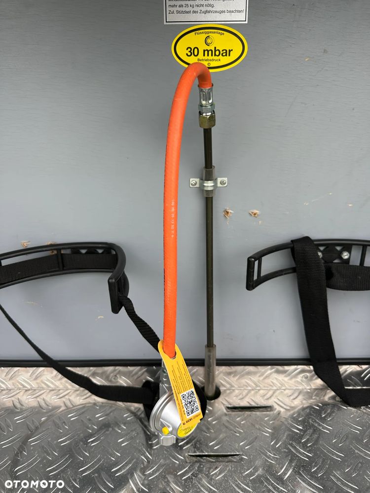 TEC 430 TRAVEL KING z napędem i przedsionkiem Isabella. - 11
