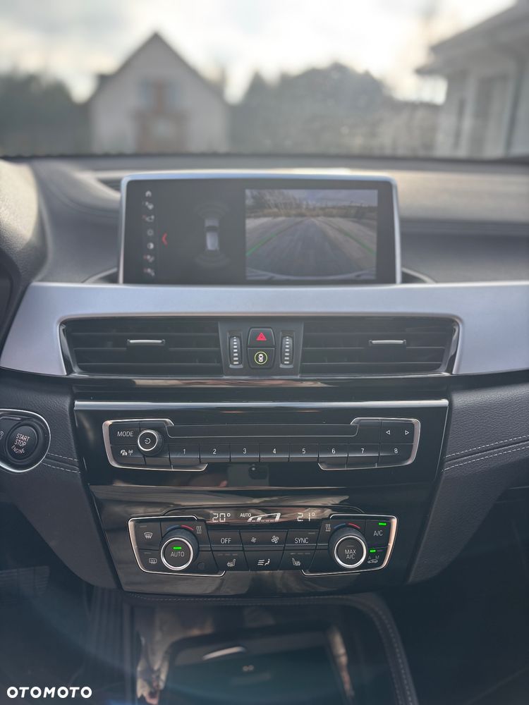 BMW X2 sDrive18i Business Edition - 11