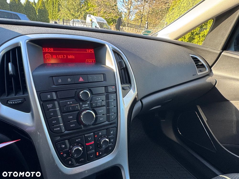 Opel Astra 1.6 Turbo Sport - 10