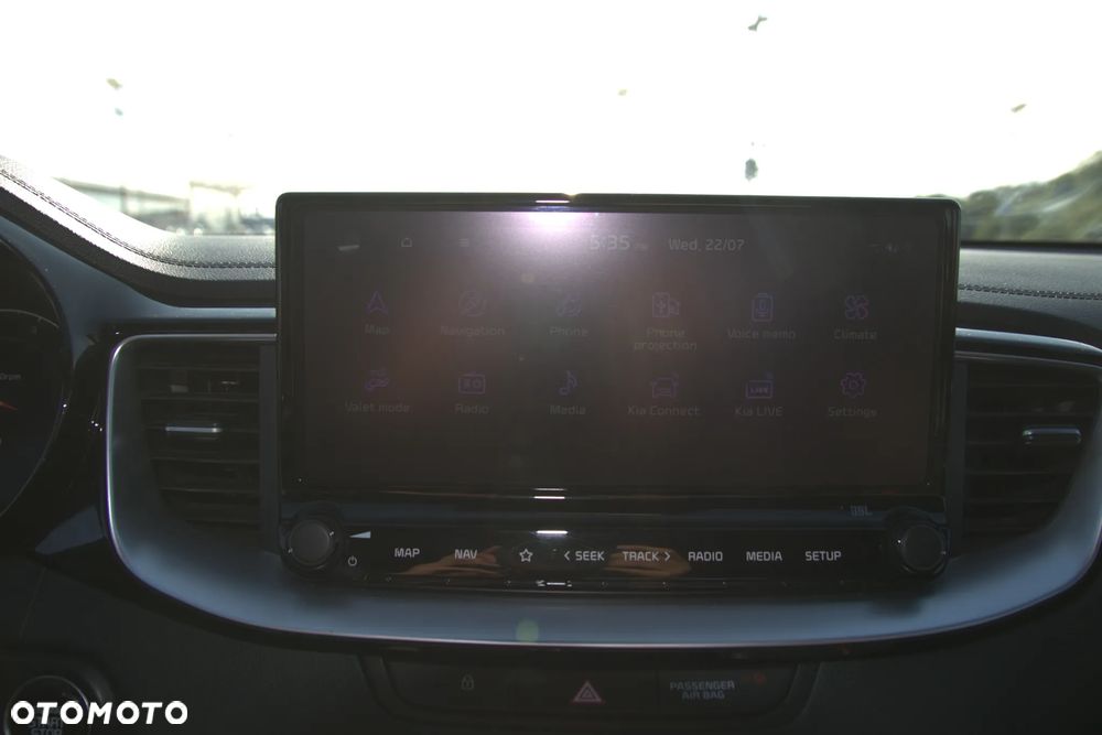Kia ProCeed 1.6 T-GDI GT DCT - 14