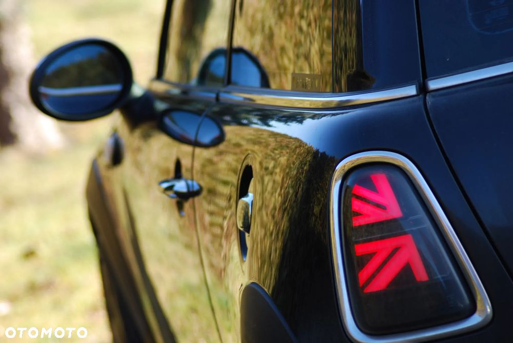 MINI John Cooper Works Standard - 32