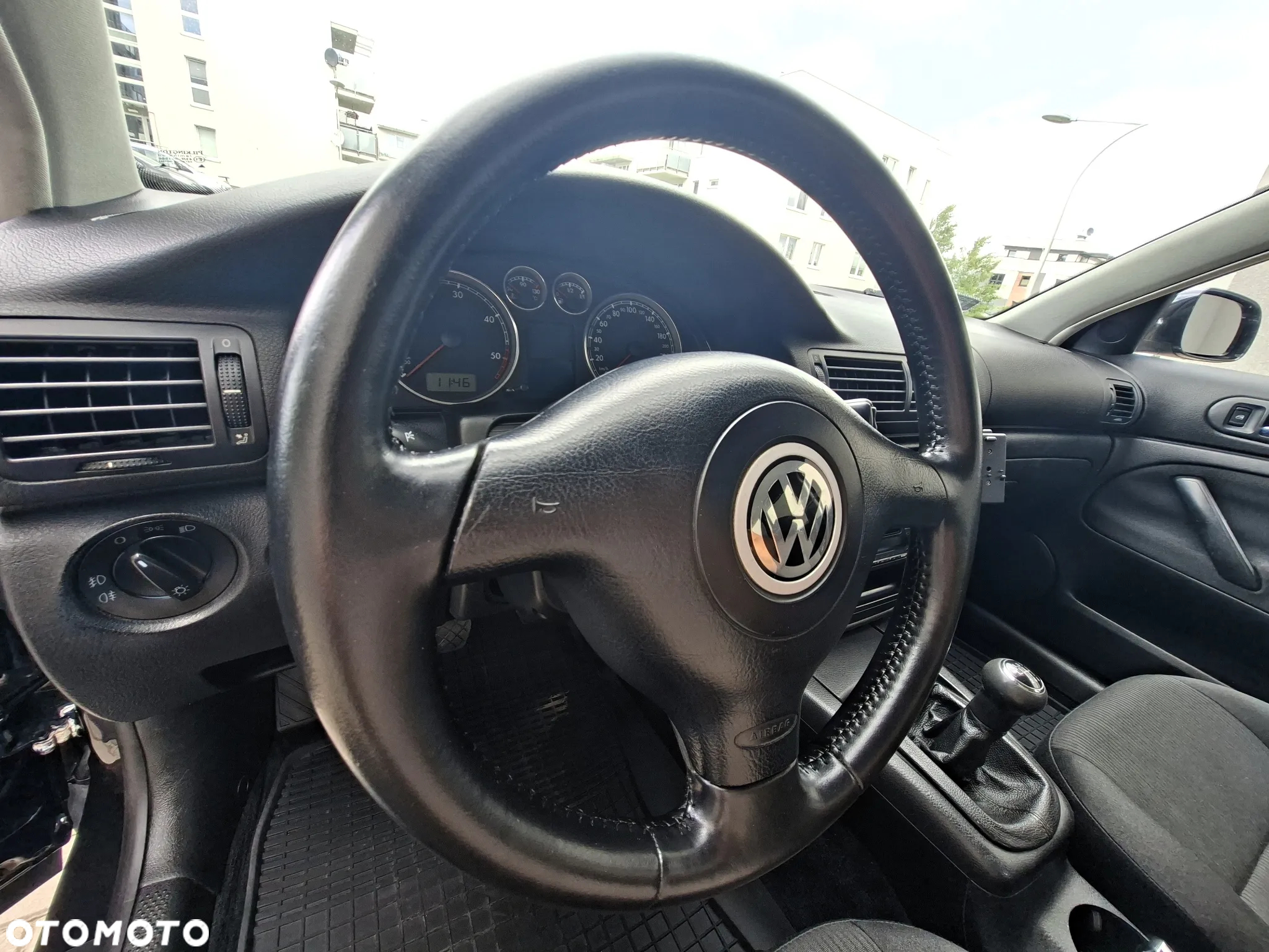 Volkswagen Passat 1.9 TDI Basis - 13