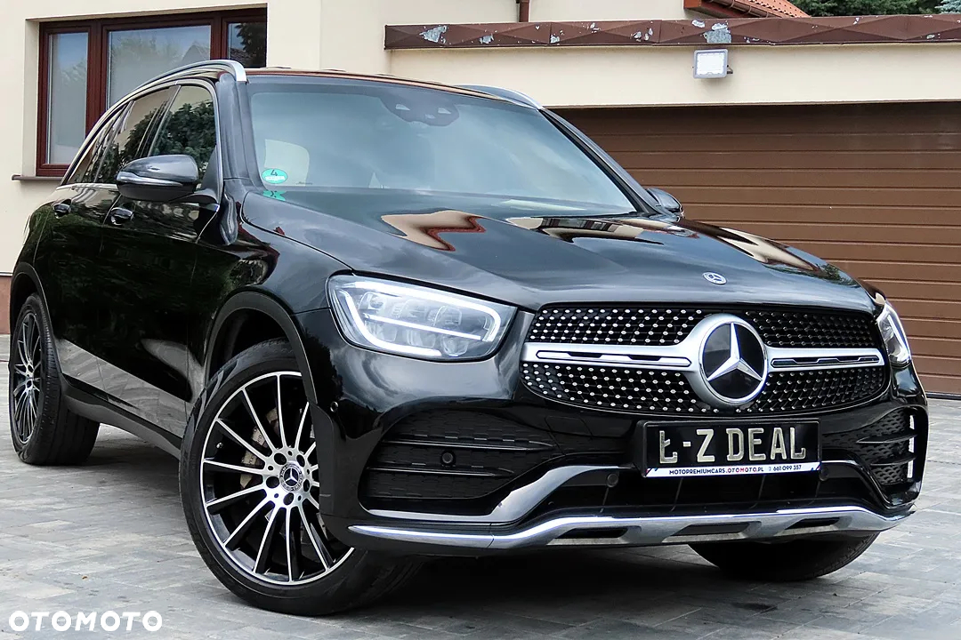 Mercedes-Benz GLC 300 d 4Matic 9G-TRONIC AMG Line - 3
