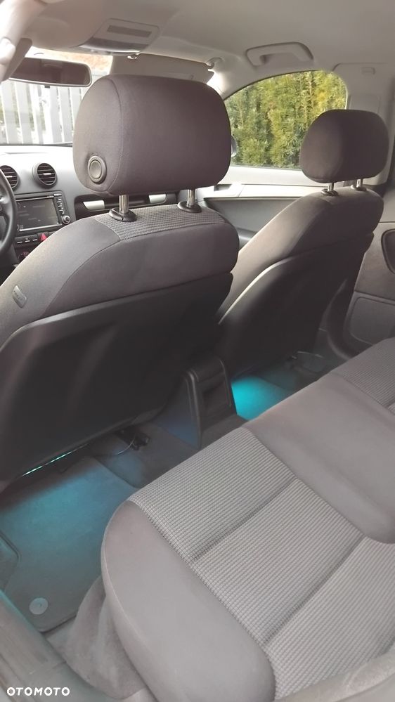 Audi A3 Sportback 2.0 TDI Ambiente - 16