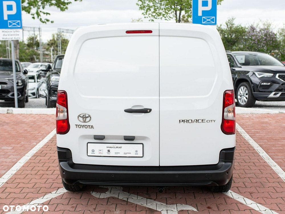 Toyota Proace City - 9