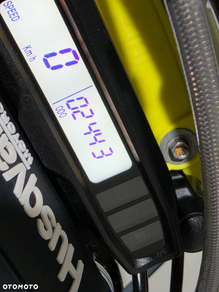 Husqvarna FE - 4