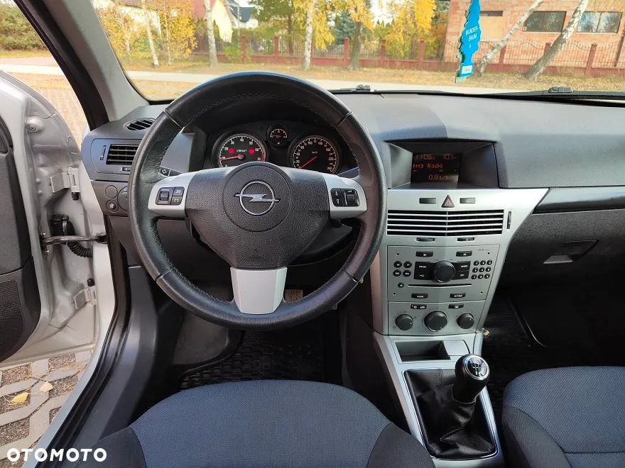 Opel Astra III 1.6 - 15