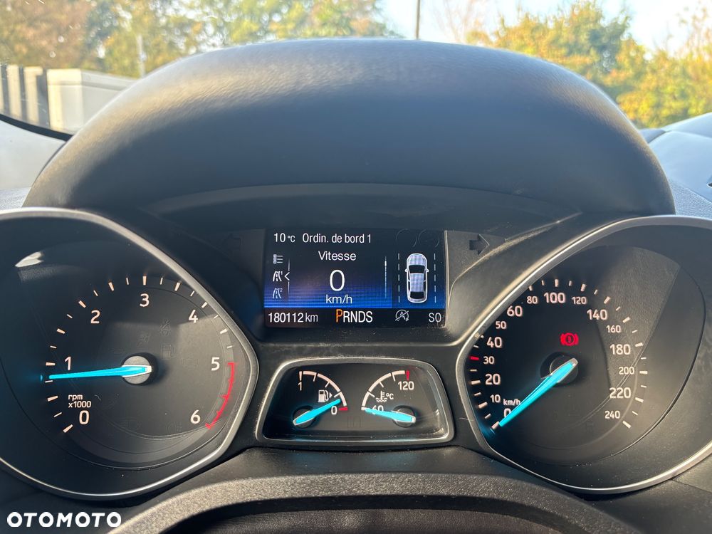 Ford Kuga 2.0 TDCi 4x4 Vignale - 25