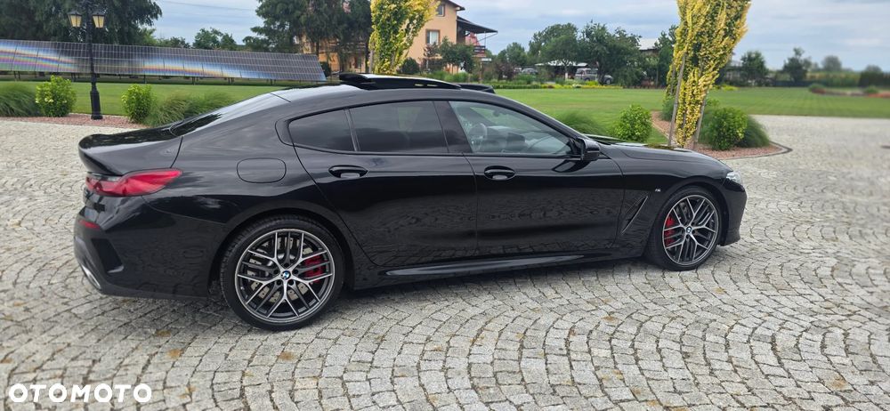 BMW Seria 8 - 14