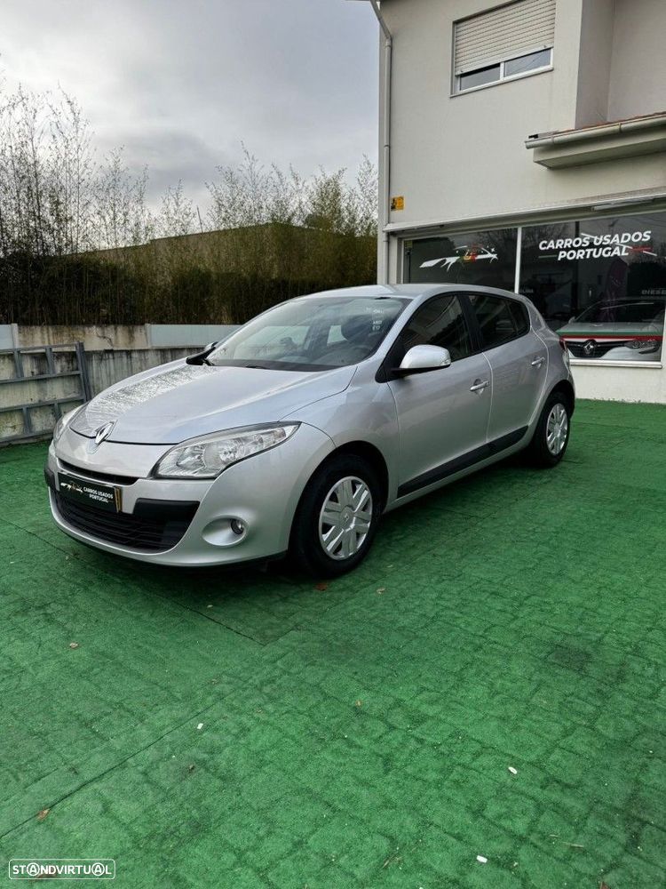 Renault Mégane 1.5 dCi Confort - 9