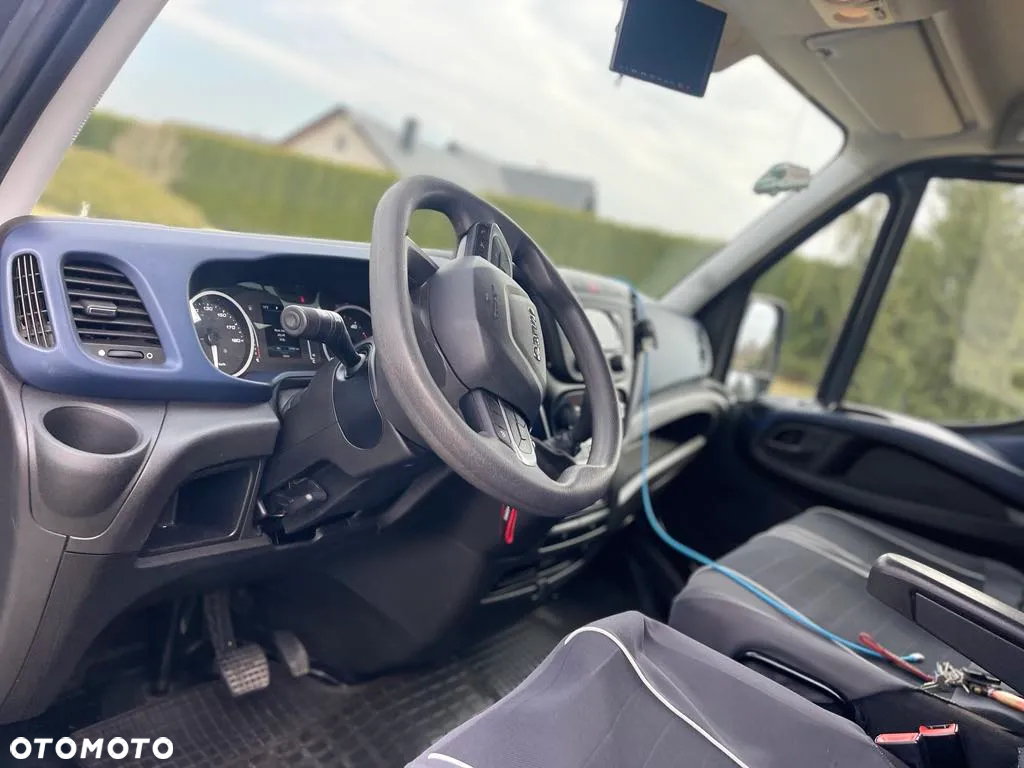 Iveco DAILY - 15