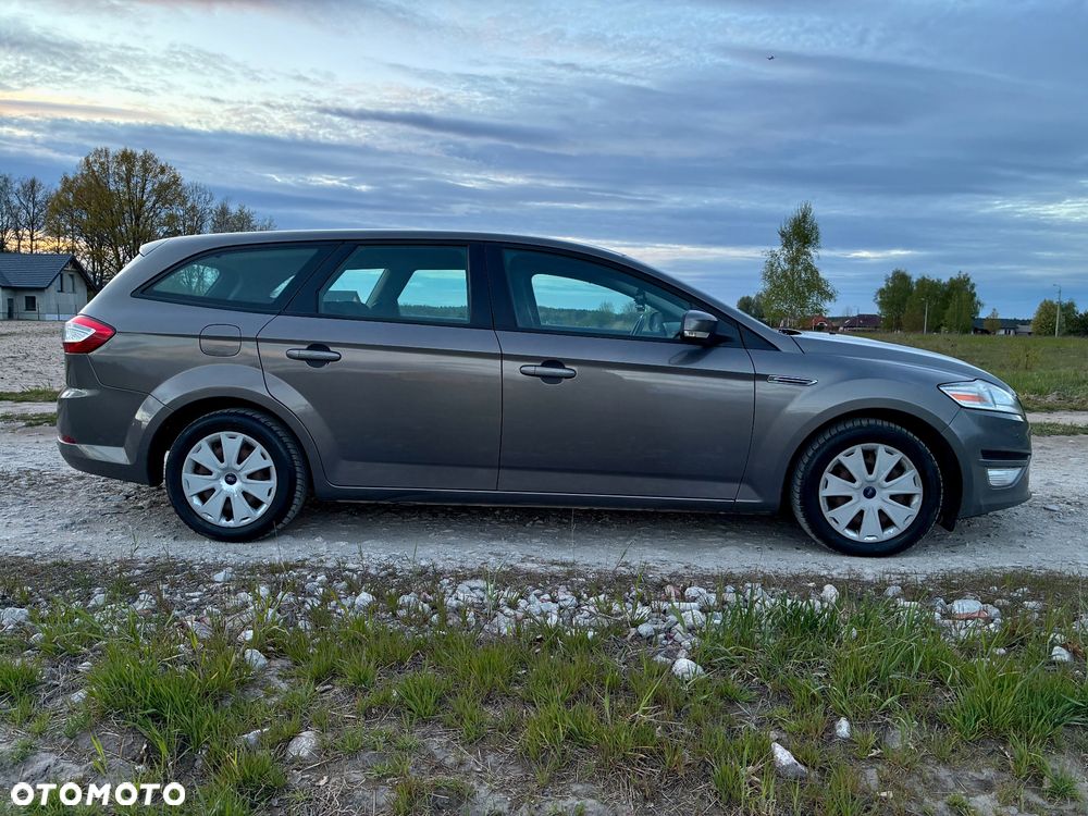 Ford Mondeo 2.0 TDCi Silver X - 11