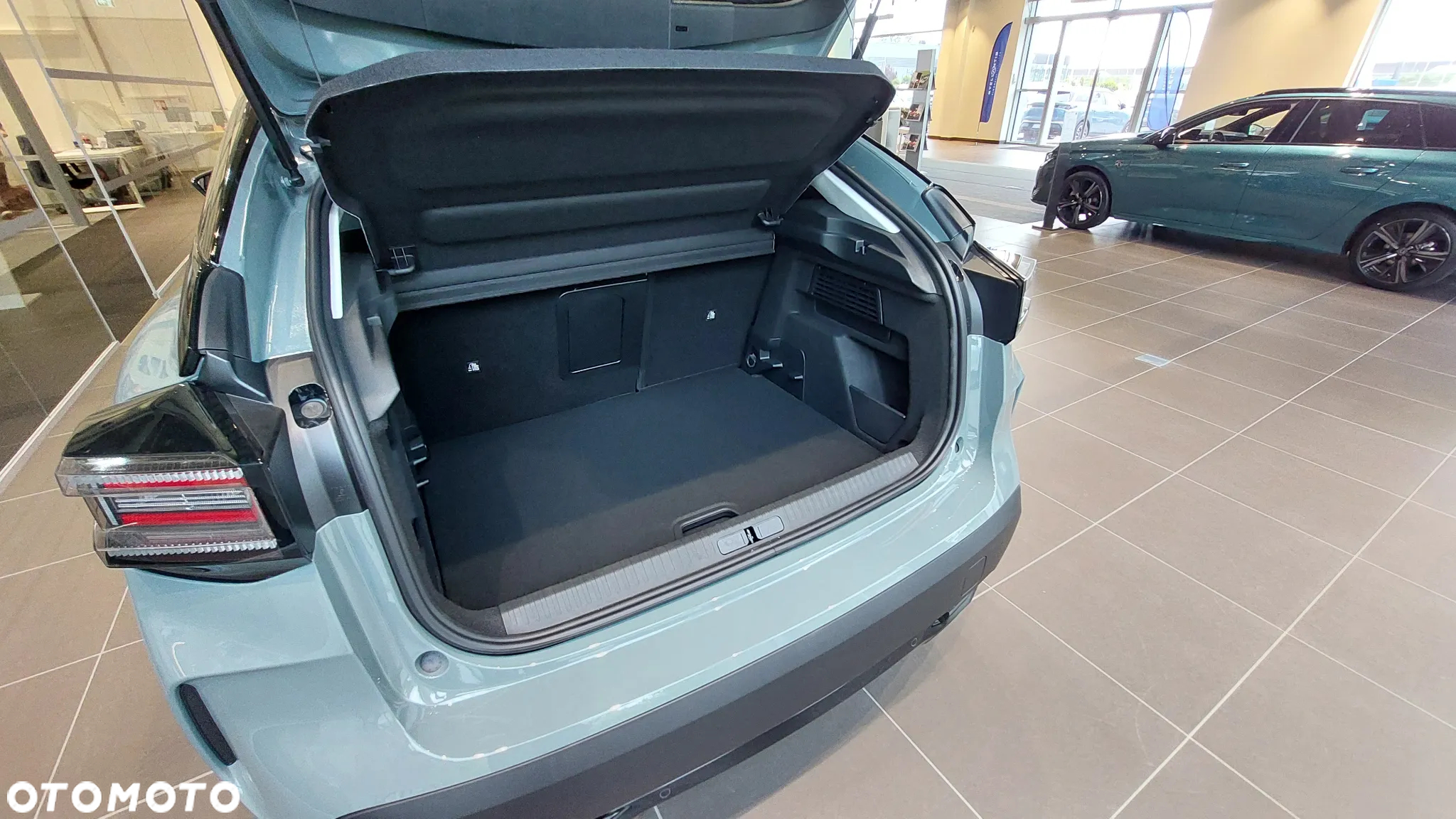 Citroën C4 e-C4 EV156 54kWh Max - 9