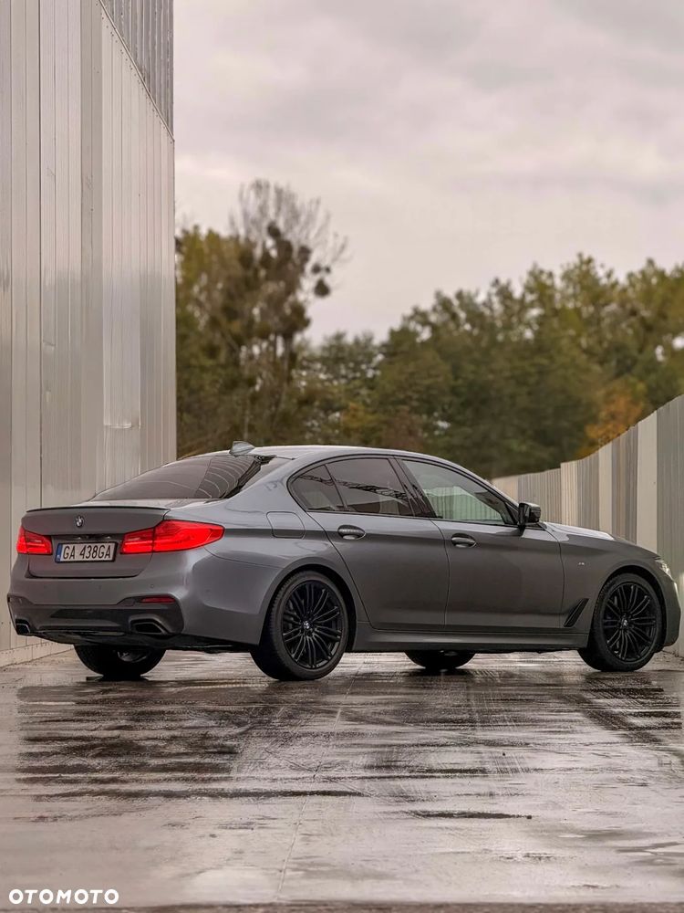 BMW Seria 5 530d xDrive M Sport sport - 4