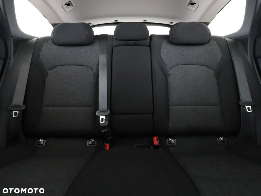 Hyundai i30 1.6 CRDI DCT Intro - 19