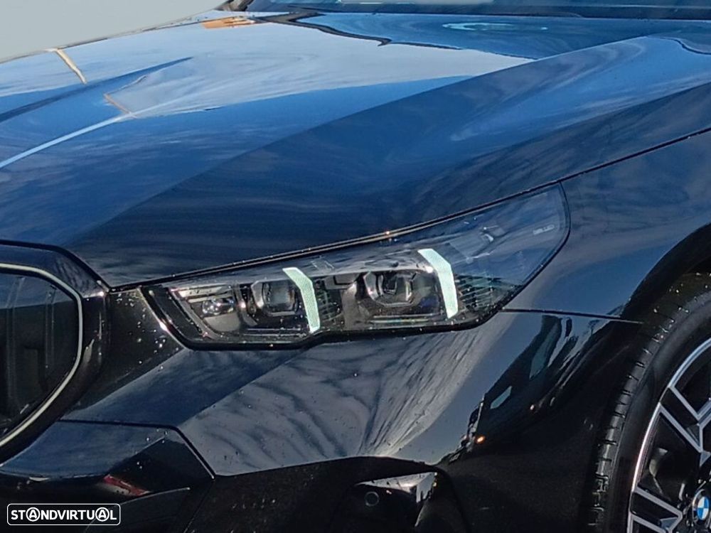 BMW 520 d Pack Desportivo M Pro - 3