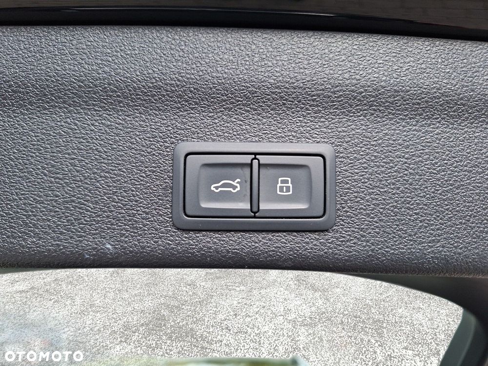 Audi A6 Allroad - 34