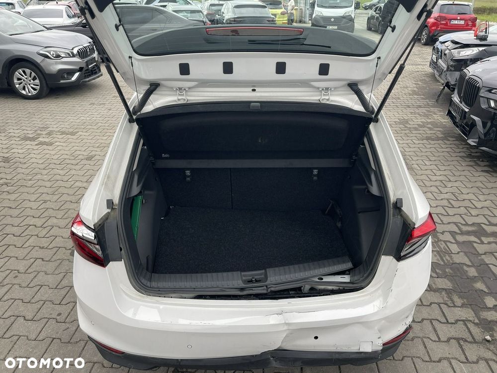 Skoda Fabia 1.0 TSI Ambition - 4