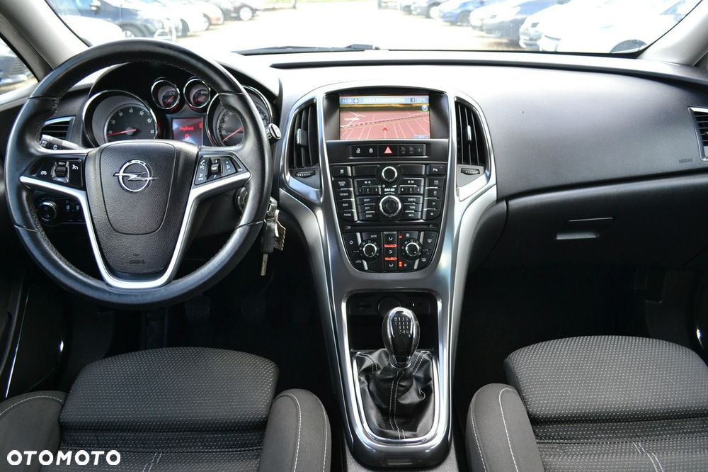 Opel Astra 1.4 T Active EU6 - 10