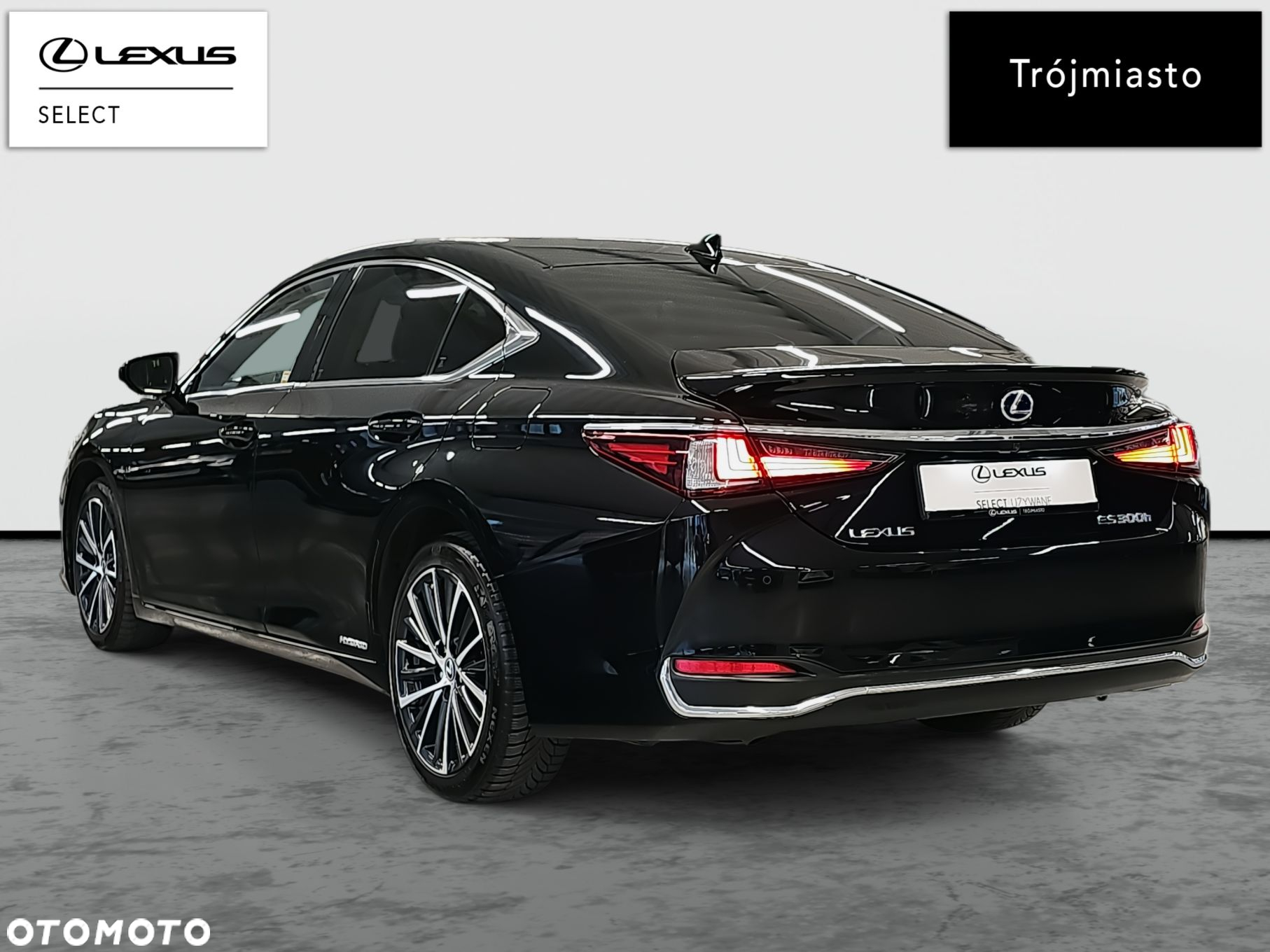 Lexus ES - 8