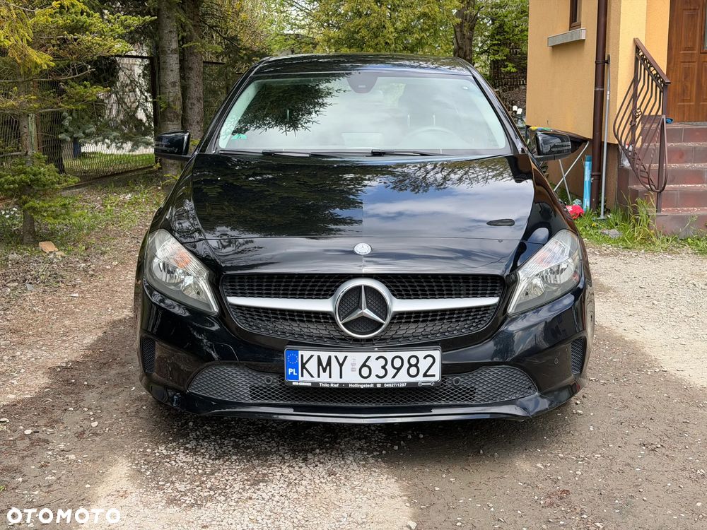 Mercedes-Benz Klasa A 180 d BlueEFFICIENCY Edition Style - 3