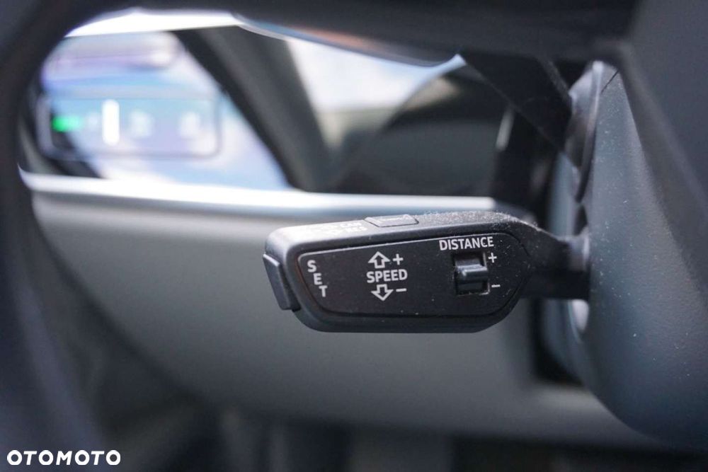 Audi A8 - 7